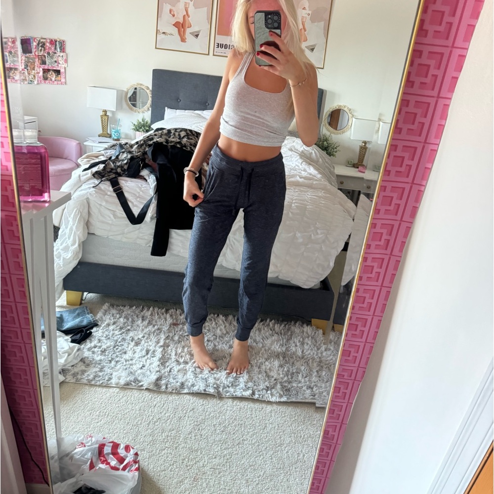 Lululemon ready to rulu joggers